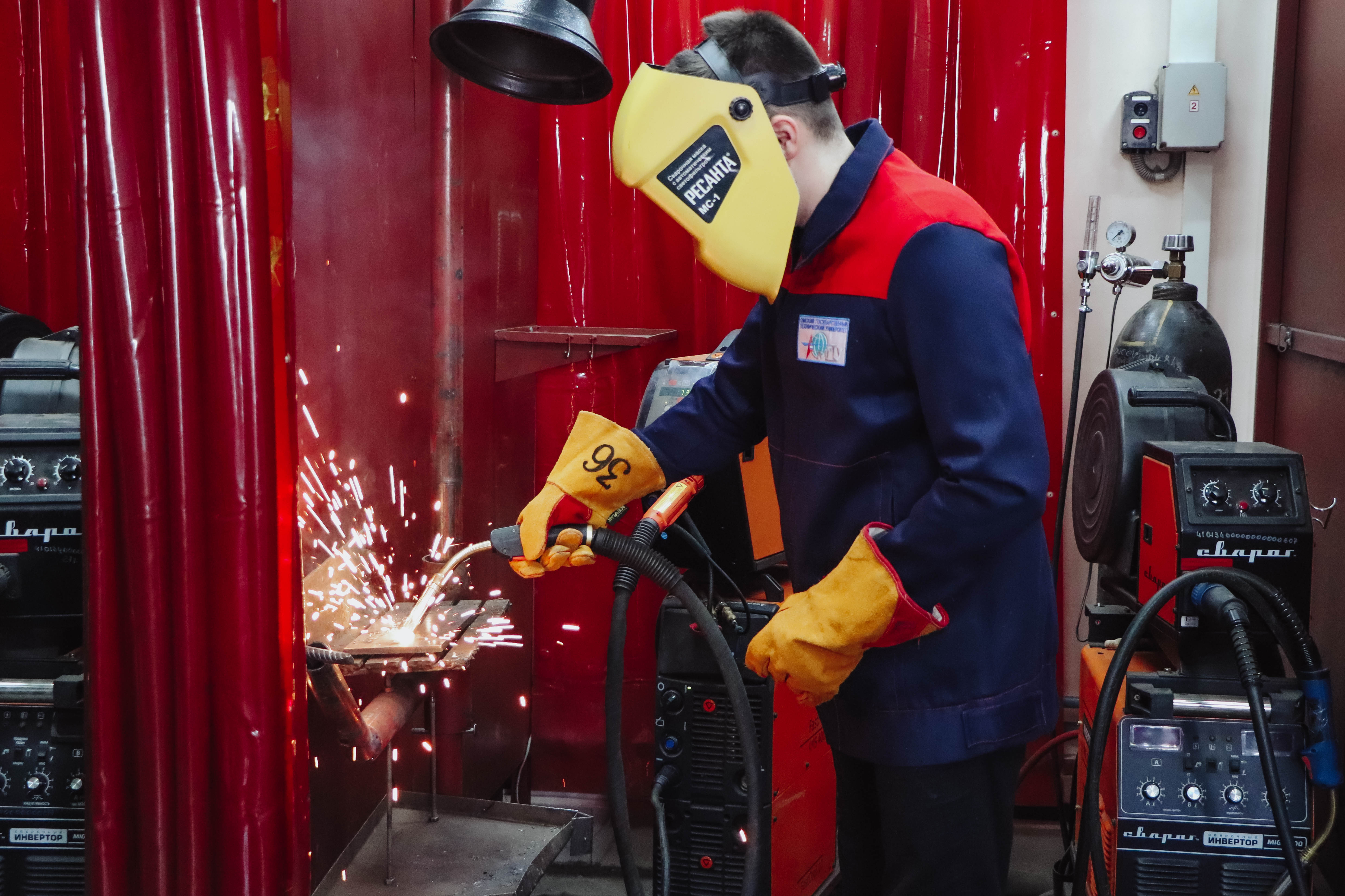 �������������� ��������������� ���������� � ��������� ������������